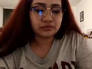 Isabella-Blumm nude and sexy before cam for live chat