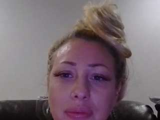 JennaShea nude and sexy before cam for live chat