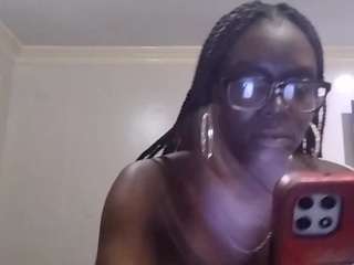 KhokolateBabe nude and sexy before cam for live chat