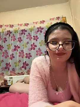 Larra69 nude stripping on cam for live sex video chat