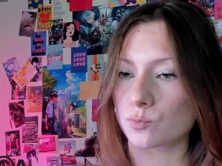 Lillie-Miller nude and sexy before cam for live chat