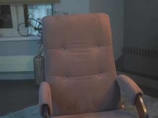 LinetteEvitt nude and sexy before cam for live chat