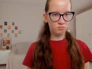 LynetteBails nude and sexy before cam for live chat