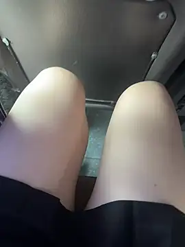 Meii-meyy nude stripping on cam for live sex video chat