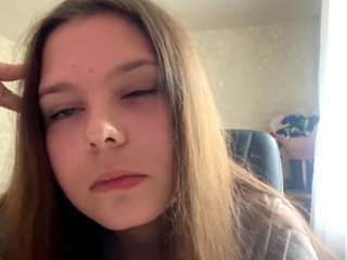 MildredGawne nude and sexy before cam for live chat