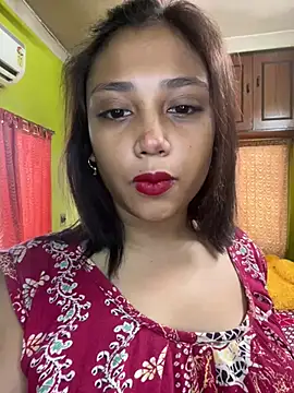 Prettybitchfucksu nude stripping on cam for live sex video chat