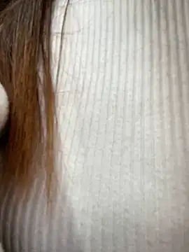 shuggybaby nude stripping on cam for live sex video chat