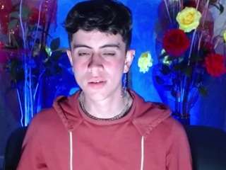 Starrboyxx nude and sexy before cam for live chat