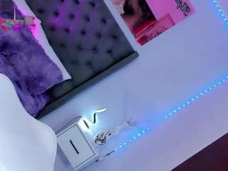 Thifanny-florez nude and sexy before cam for live chat