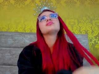 Vaiolett01 nude and sexy before cam for live chat