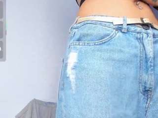 Valeryy-sweet nude and sexy before cam for live chat