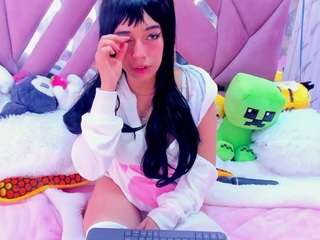 Akane-Hikari nude and sexy before cam for live chat