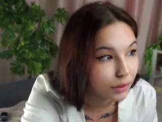AlthenaCoomer nude and sexy before cam for live chat