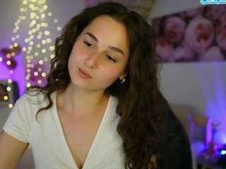 Anita Grey nude and sexy before cam for live chat