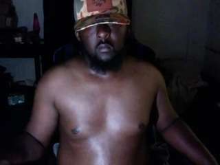 BigBlackJack nude and sexy before cam for live chat