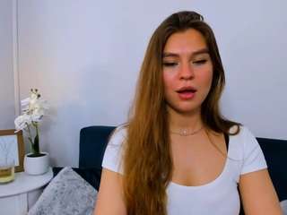 CamilaFlowers nude and sexy before cam for live chat