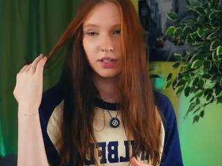 EleneCowee nude and sexy before cam for live chat