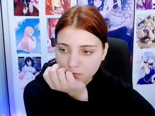 Evelyn-muse nude and sexy before cam for live chat