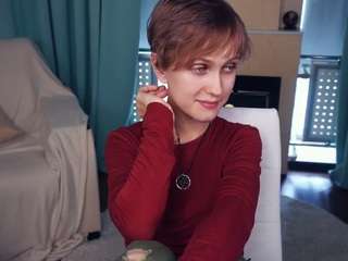 Fran nude and sexy before cam for live chat