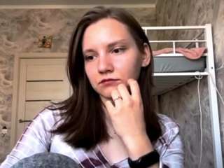 I-LOVE-YOUR-CAR nude and sexy before cam for live chat