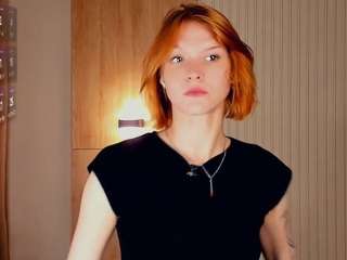 MerylAllenson nude and sexy before cam for live chat