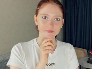 OdellaCarvin nude and sexy before cam for live chat