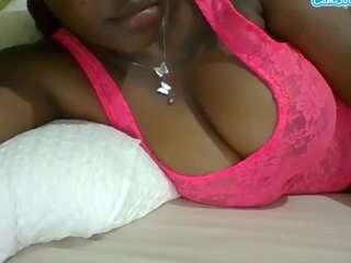 Pretty-kell nude and sexy before cam for live chat