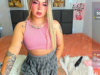 Sharon-013 nude and sexy before cam for live chat