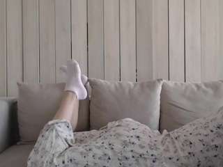 Sunny-smile nude and sexy before cam for live chat