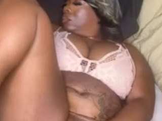 Sweetpeaches12 nude and sexy before cam for live chat