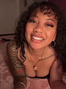thebrattyprincess nude stripping on cam for live sex video chat