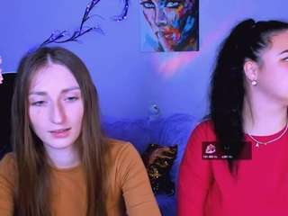 Trisha-peach nude and sexy before cam for live chat