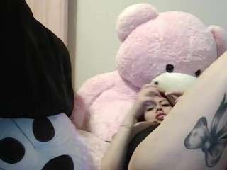 Yourfavoritewhore69 nude and sexy before cam for live chat