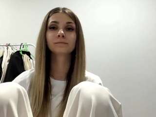 EditChasey nude and sexy before cam for live chat