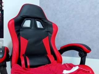 Kristal27 nude and sexy before cam for live chat