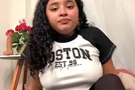 ladulcemary nude stripping on cam for live sex video chat