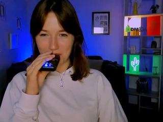 Lola-sun12 nude and sexy before cam for live chat