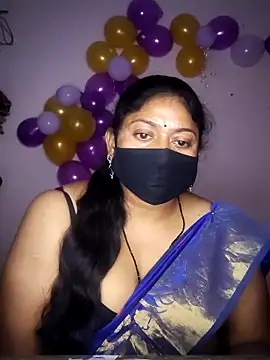 Telugu–Nadhini143 nude stripping on cam for live sex video chat