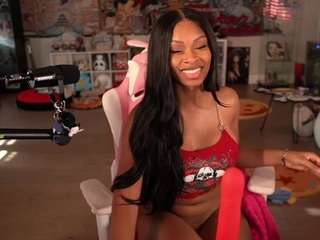 UCEY ZIA nude and sexy before cam for live chat