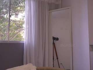 YourCarolinaaa nude and sexy before cam for live chat