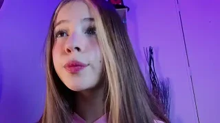 EmilyMiller_ nude stripping on cam for live sex video chat