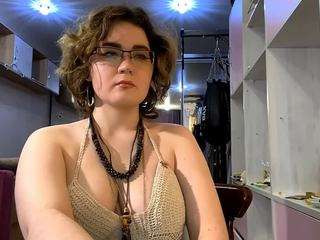 LorenaDubovsky nude and sexy before cam for live chat