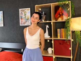 MaoKeepers nude and sexy before cam for live chat