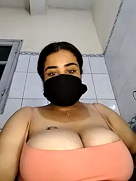 Maraamm nude stripping on cam for live sex video chat