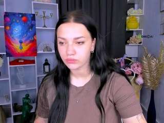 Miss-ella1 nude and sexy before cam for live chat