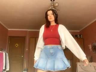 PUP-MARLOW nude and sexy before cam for live chat