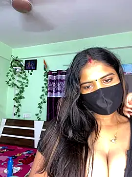 V-hot-sweit nude stripping on cam for live sex video chat