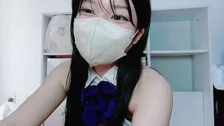 _Yuki_chan_ nude stripping on cam for live sex video chat
