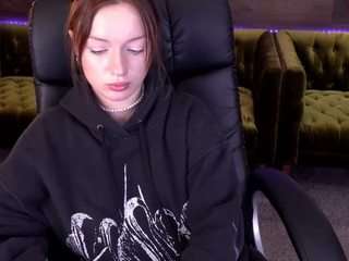 FoxyMayy nude and sexy before cam for live chat