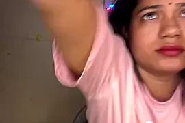 Kristyqueen nude stripping on cam for live sex video chat